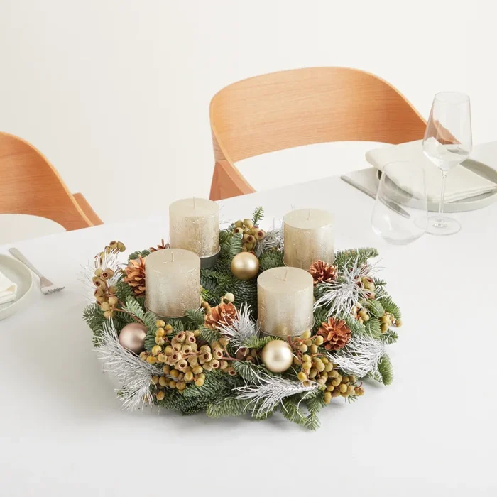 Adventskranz modern Silberfunkeln