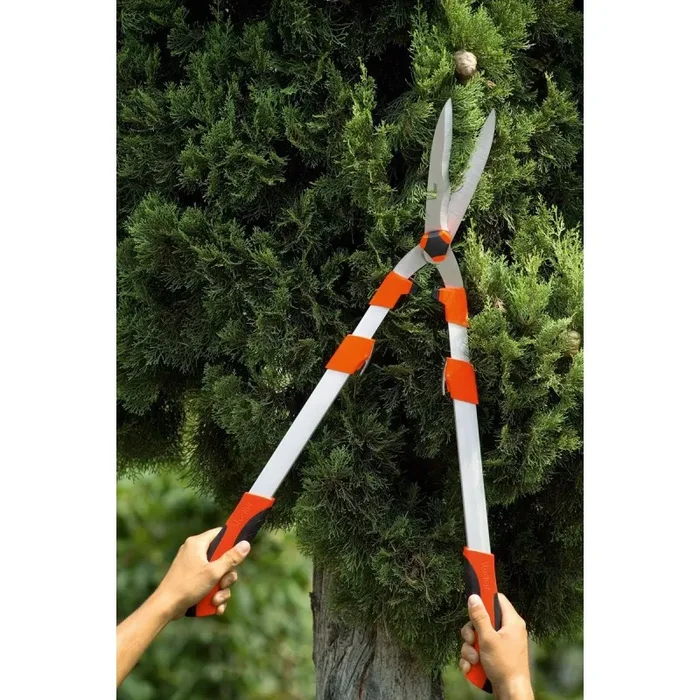 HEDGE TRIMMER MIT TELESKOPGRIFF IN ALUM.