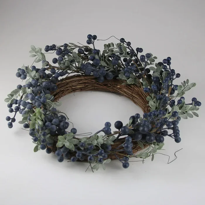 Künstlicher Kranz mit Beeren, blau, Ø ca. 45 cm
